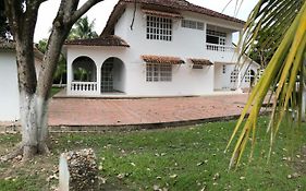 Casa campestre con piscina, jacuzzi y bbq
